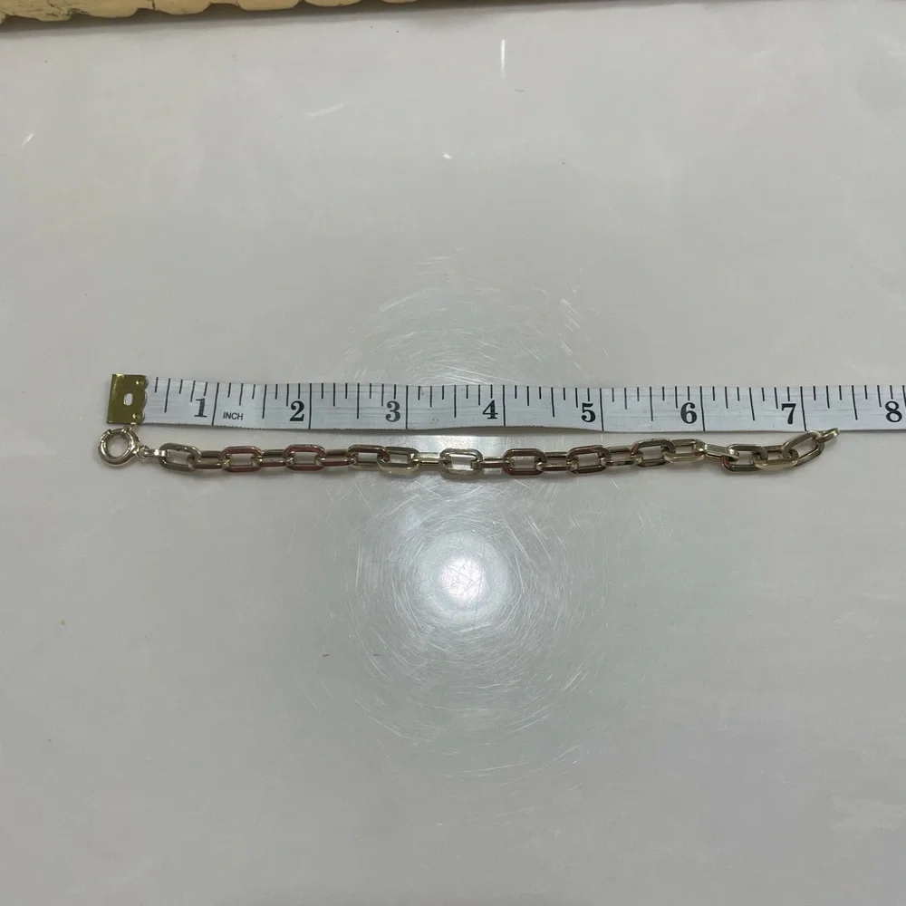 14k Elegant Gold Chain Bracelet - Picture 3 of 4